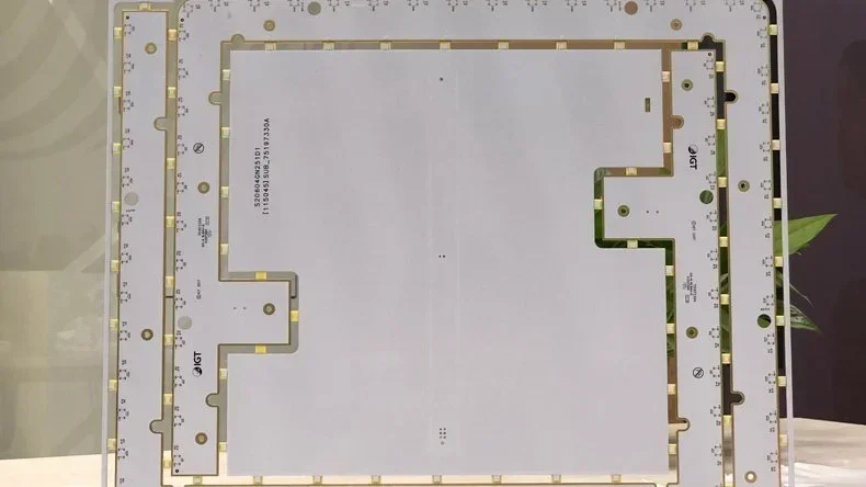 halogen-free circuit board